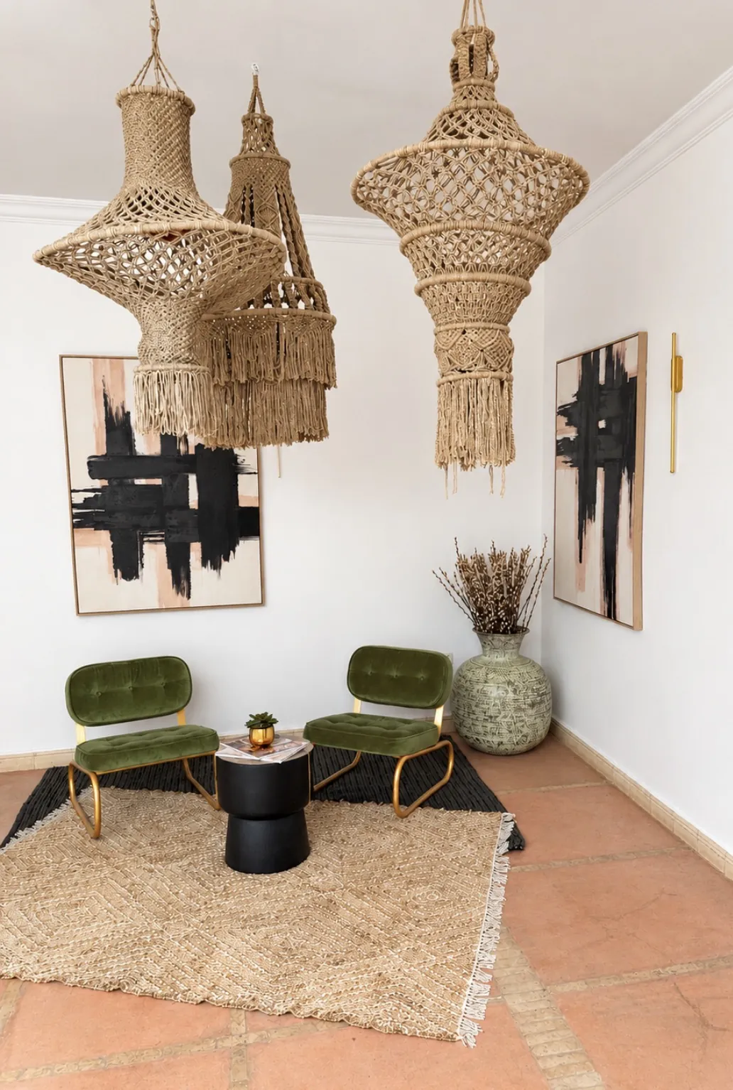 Corner with macramé lamps